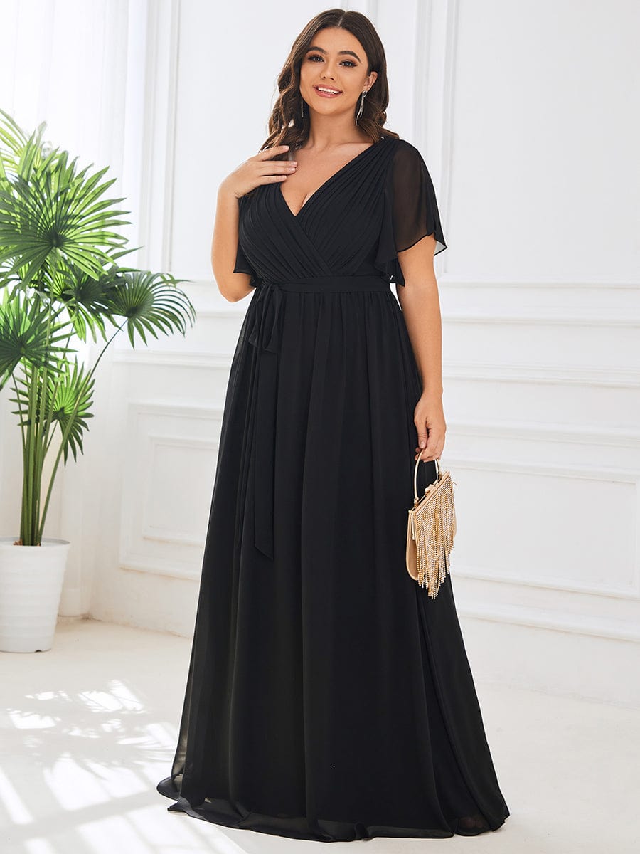 Plus Size Pleated Chiffon Tie-Waist Maxi Dress #color_Black