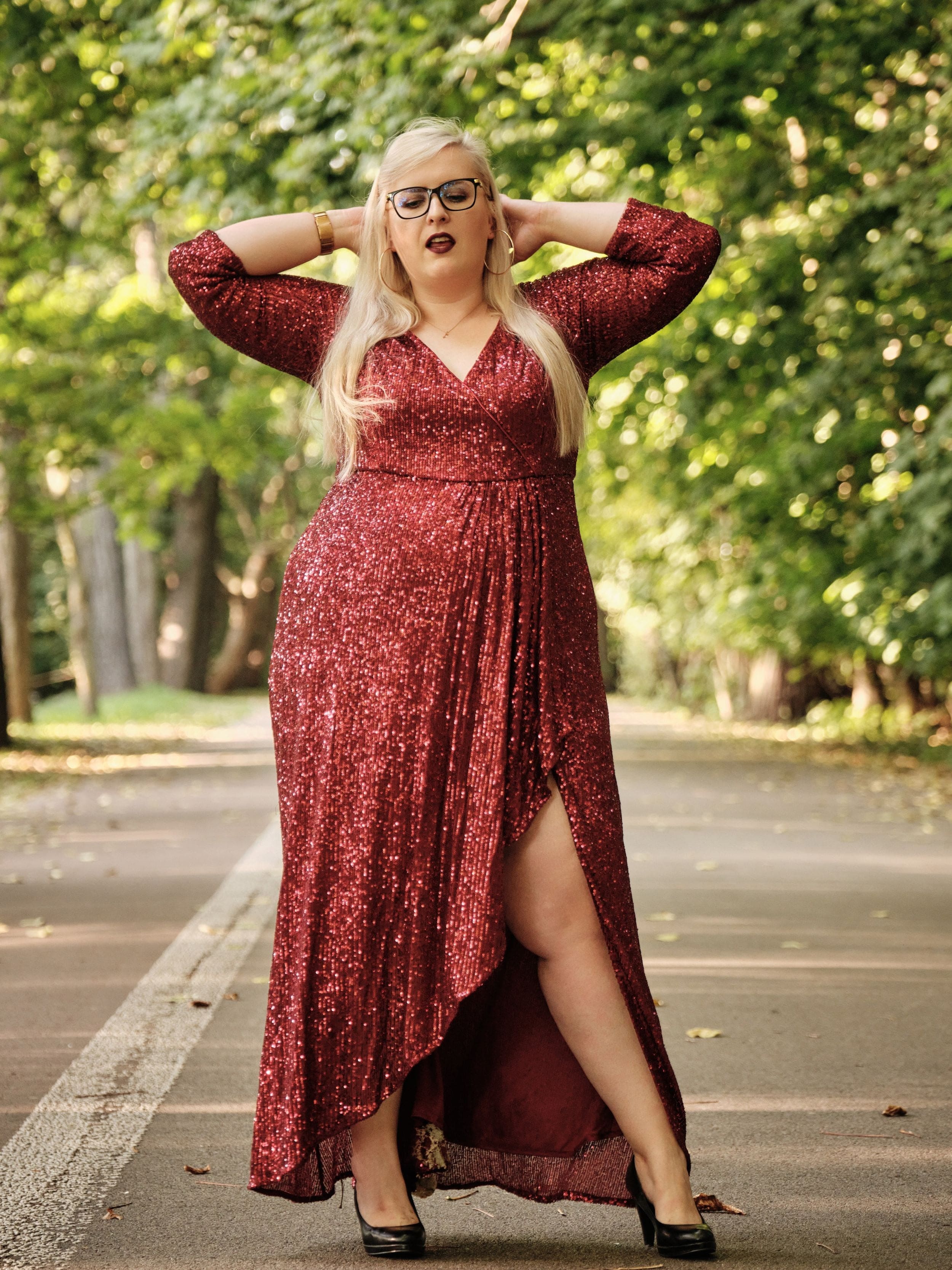 Plus Size Sequin V-Neck Dress #color_Burgundy