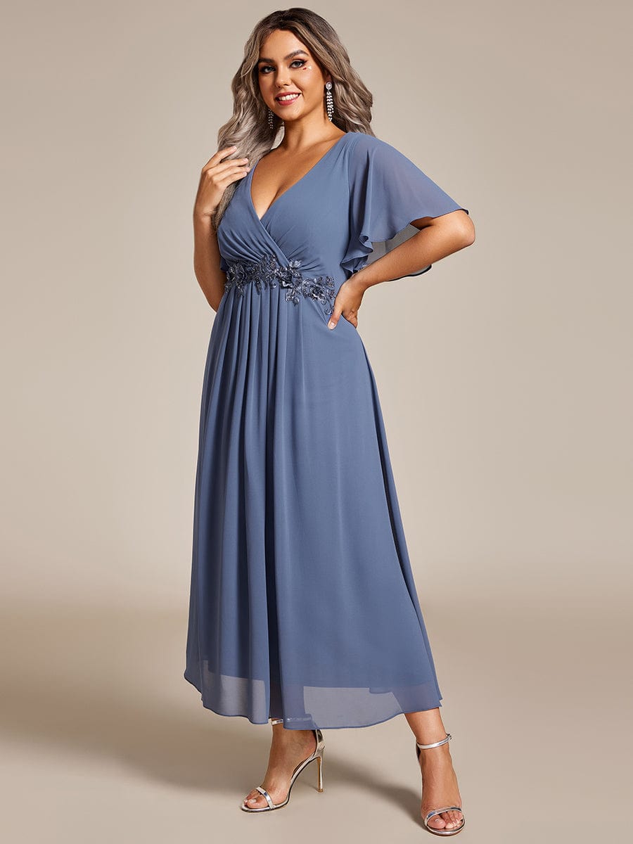 Plus Size V-Neck Waist Applique Midi Dress #color_Dusty Blue