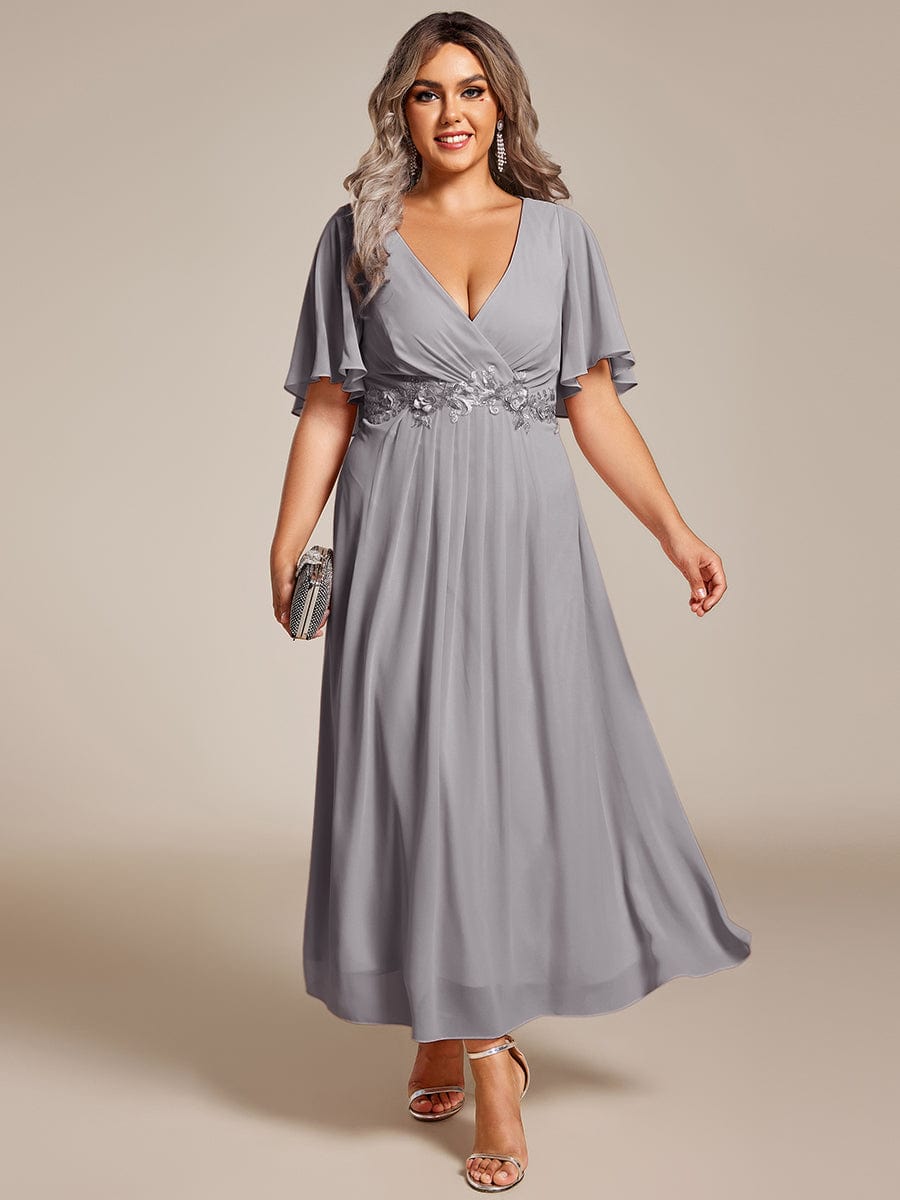 Plus Size V-Neck Waist Applique Midi Dress #color_Grey