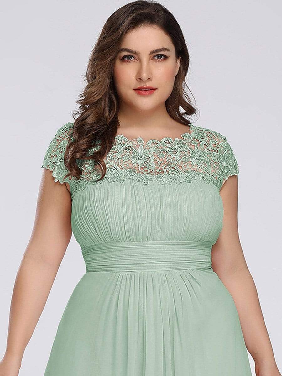 Plus Size Maxi Lace Cap Sleeve Dress #color_Sage Green