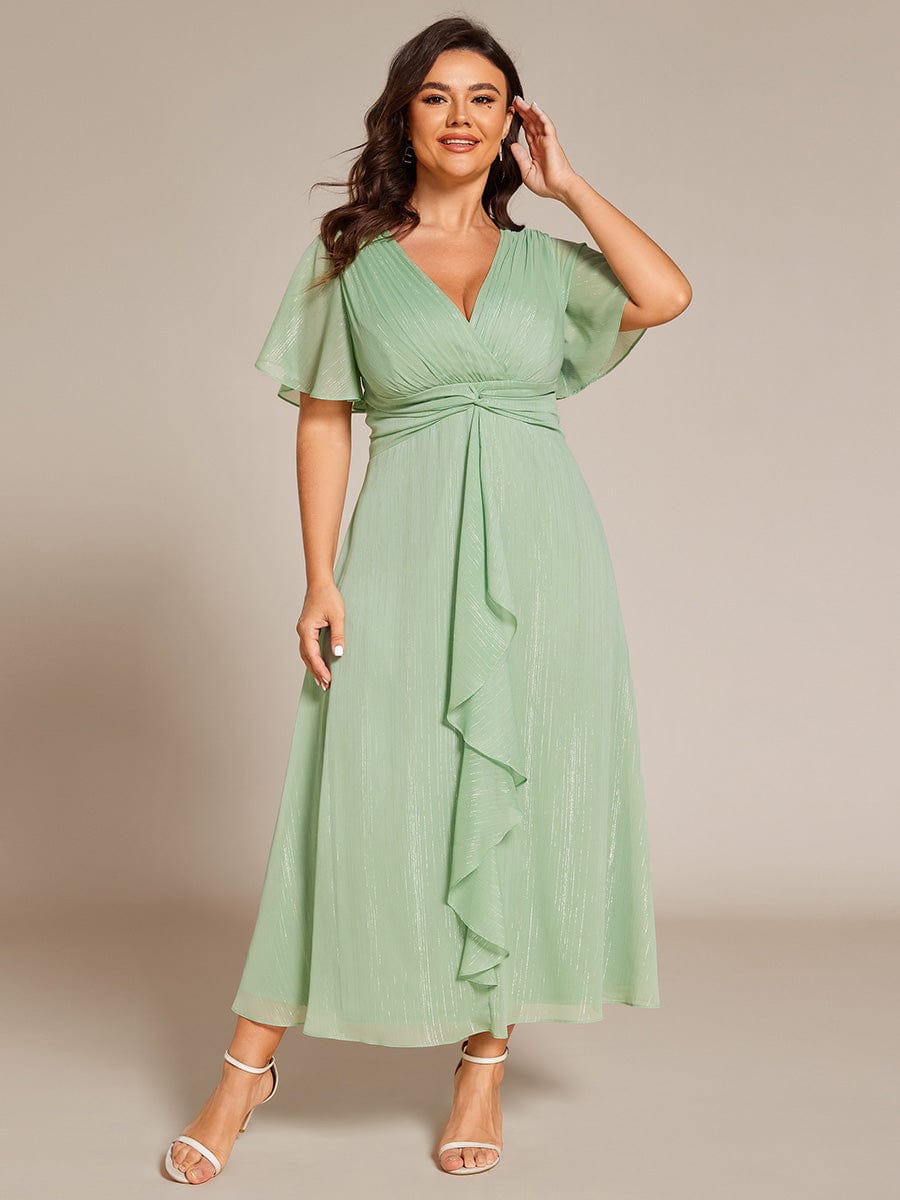 Plus Size Short Sleeve Twist Knot Metallic Midi Dress #color_Summer Green