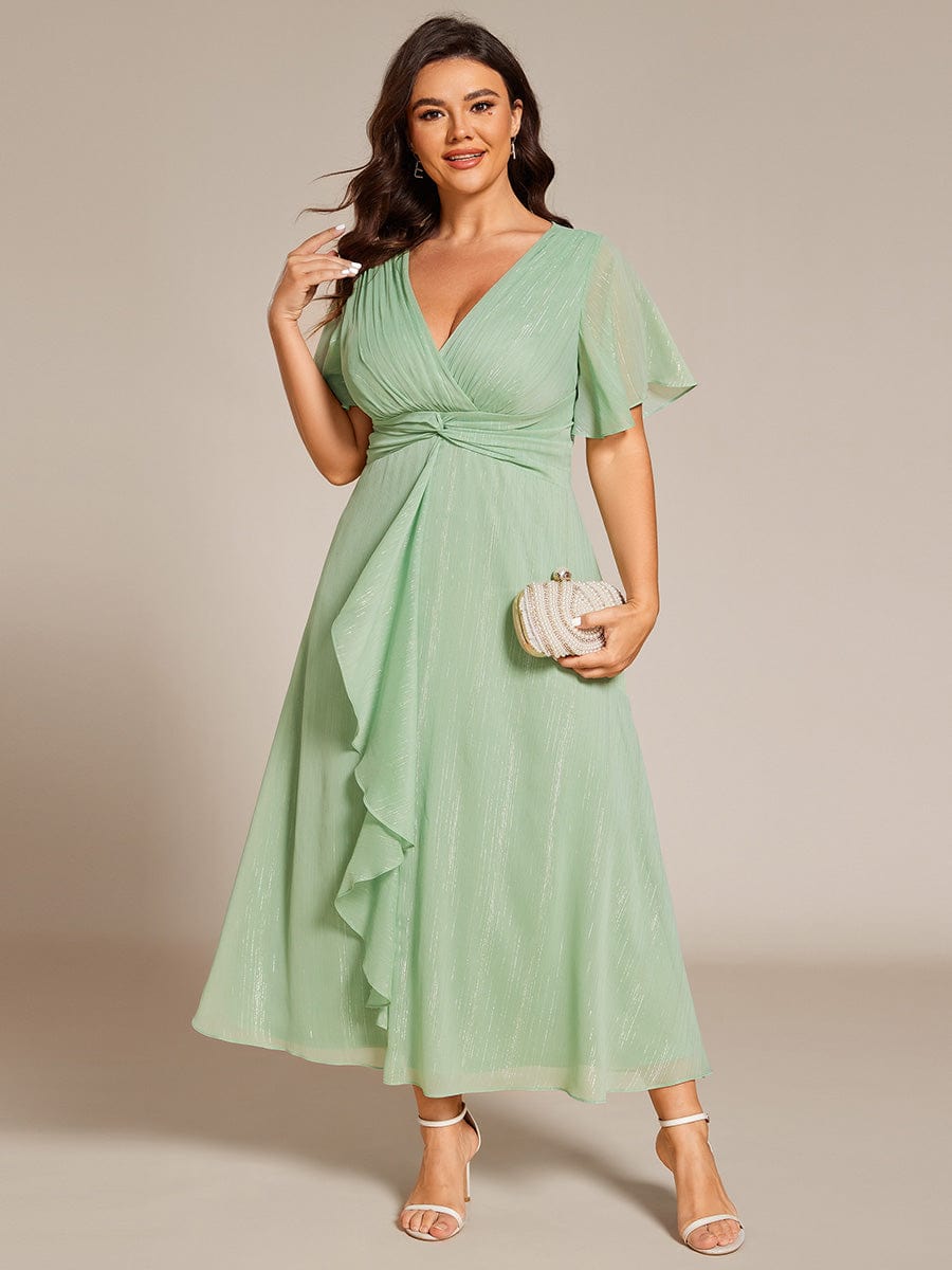 Plus Size Short Sleeve Twist Knot Metallic Midi Dress #color_Summer Green